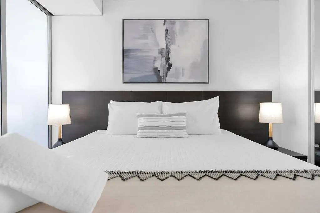 City Living At Harbour Lights On The Waterfront Cairns Apartment