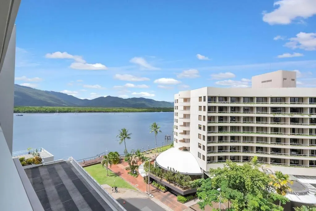 City Living At Harbour Lights On The Waterfront Cairns